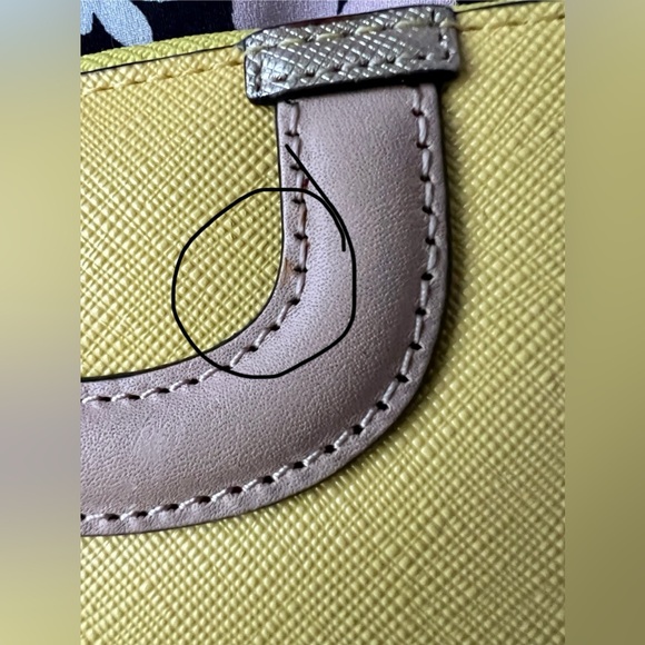 *SOLD* Kate Spade Go Fly a Kite Wallet - Picture 3 of 16